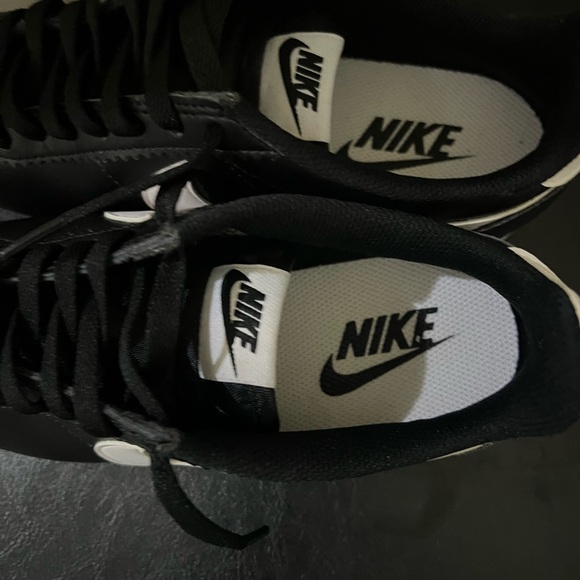 Nike Cortez Women’s 5 - Picture 4 of 11